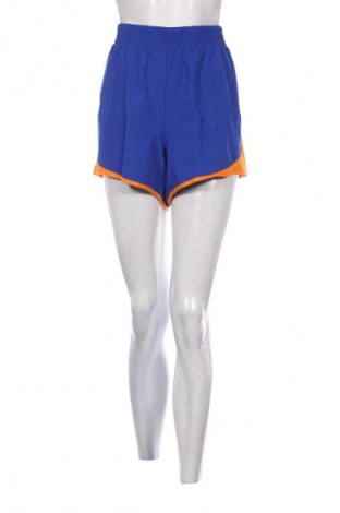 Γυναικείο κοντό παντελόνι Bench, Μέγεθος L, Χρώμα Πολύχρωμο, Τιμή 4,99 €