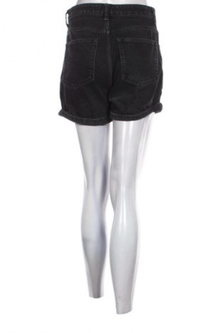 Damskie szorty Bershka, Rozmiar S, Kolor Czarny, Cena 26,99 zł