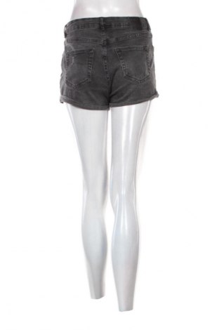 Damskie szorty Fb Sister, Rozmiar S, Kolor Czarny, Cena 24,99 zł