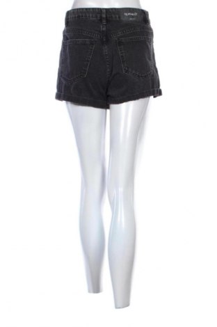 Damskie szorty Fb Sister, Rozmiar M, Kolor Czarny, Cena 23,99 zł