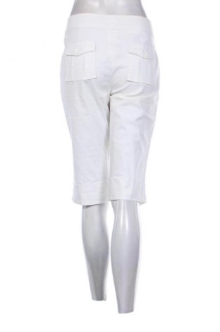 Dámské kraťasy  Geox, Velikost L, Barva Bílá, Cena  179,00 Kč