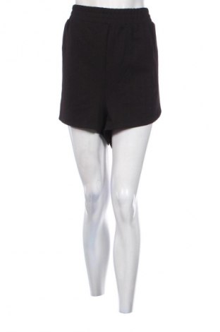 Дамски къс панталон H&M, Размер XXL, Цвят Черен, Цена 7,66 €