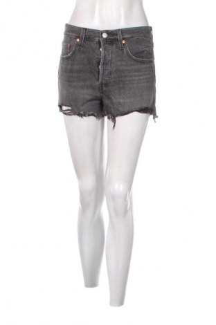 Дамски къс панталон Levi's, Размер M, Цвят Сив, Цена 23,00 €