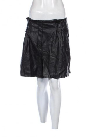 Дамски къс панталон ONLY, Размер XL, Цвят Черен, Цена 2,04 €