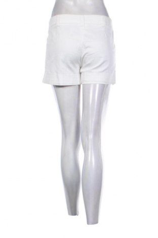 Γυναικείο κοντό παντελόνι Orsay, Μέγεθος M, Χρώμα Λευκό, Τιμή 4,99 €