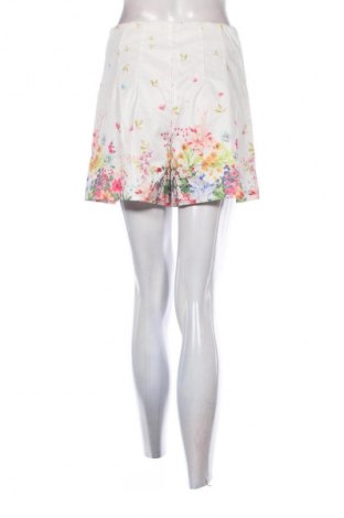 Damskie szorty SHEIN, Rozmiar S, Kolor Kolorowy, Cena 21,99 zł