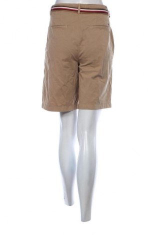 Pantaloni scurți de femei Tommy Hilfiger, Mărime M, Culoare Bej, Preț 194,99 Lei