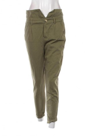 Damenhose Bershka, Größe S, Farbe Grün, Preis 6,99 €