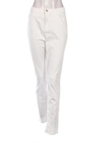 Dámské kalhoty  Brax, Velikost L, Barva Bílá, Cena  689,00 Kč