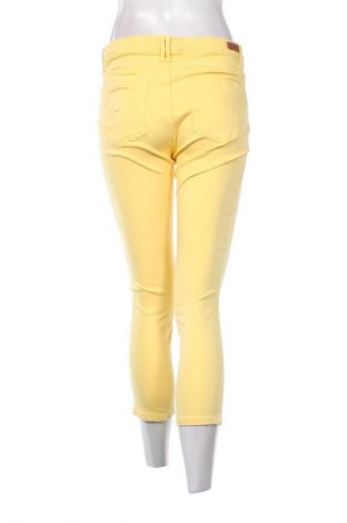 Dámske nohavice Burton of London, Veľkosť L, Farba Žltá, Cena  2,95 €