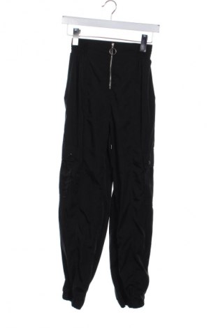 Dámské kalhoty  Cropp, Velikost XXS, Barva Černá, Cena  49,00 Kč