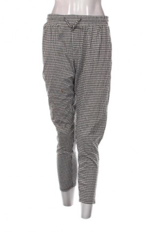 Damenhose Kapalua, Größe M, Farbe Mehrfarbig, Preis 2,99 €