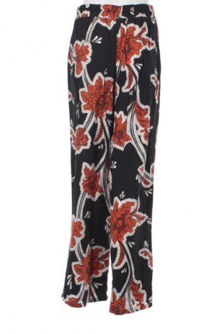 Pantaloni de femei LC Waikiki, Mărime M, Culoare Multicolor, Preț 37,99 Lei