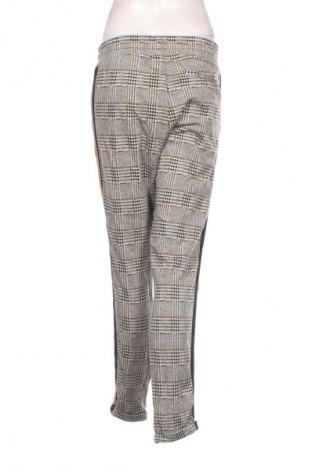 Damenhose Miss E, Größe L, Farbe Mehrfarbig, Preis € 1,99