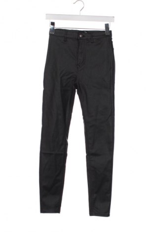 Damskie spodnie Stradivarius, Rozmiar XXS, Kolor Czarny, Cena 11,99 zł