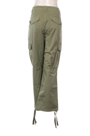 Дамски панталон Tommy Jeans, Размер XL, Цвят Зелен, Цена 31,69 €