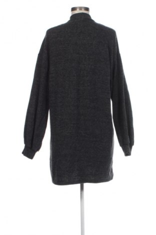 Damenpullover Bershka, Größe M, Farbe Grau, Preis 8,99 €