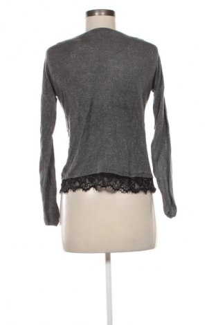 Дамски пуловер ONLY, Размер M, Цвят Сив, Цена 9,20 €