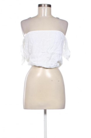Damentop Bershka, Größe S, Farbe Weiß, Preis 7,99 €