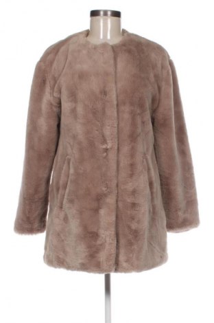 Дамско палто Zara, Размер S, Цвят Бежов, Цена 32,21 €