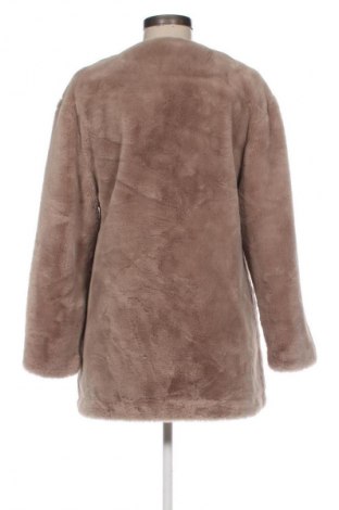 Дамско палто Zara, Размер S, Цвят Бежов, Цена 32,21 €