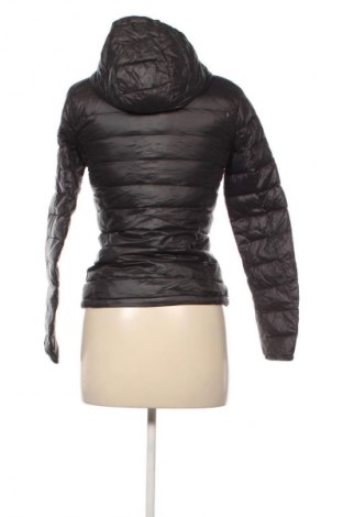 Дамско яке United Colors Of Benetton, Размер XXS, Цвят Черен, Цена 16,36 €