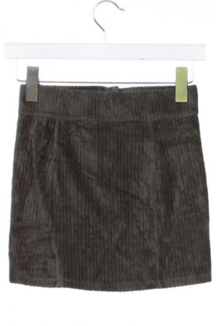 Kinderrock Blue Spice, Größe 7-8y/ 128-134 cm, Farbe Grün, Preis 1,99 €