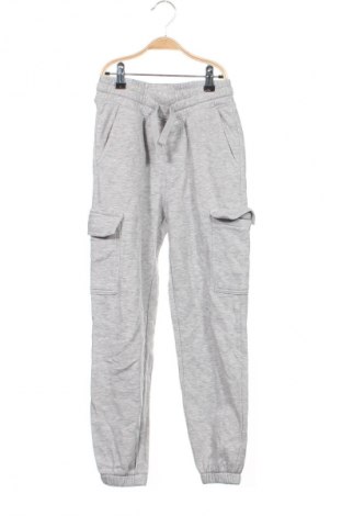 Dětské tepláky H&M, Velikost 10-11y/ 146-152 cm, Barva Šedá, Cena  219,00 Kč, #134377443