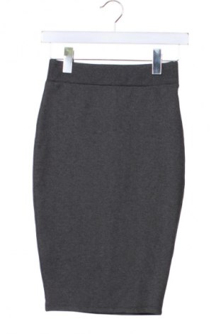 Sukňa Amisu, Veľkosť XS, Farba Sivá, Cena  1,95 €