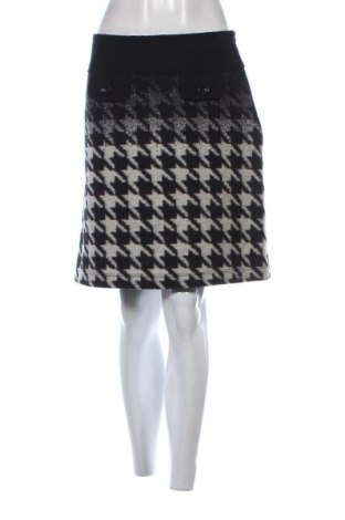 Пола Apanage, Размер M, Цвят Многоцветен, Цена 4,60 €