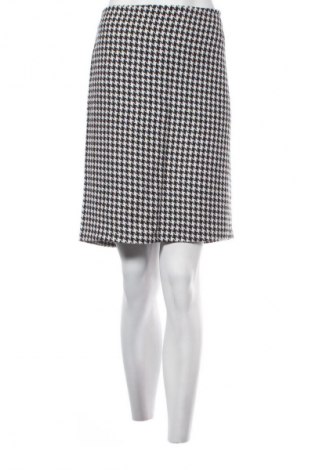 Fustă Chic, Mărime L, Culoare Multicolor, Preț 7,99 Lei