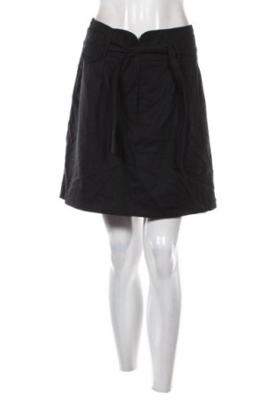 Rock Esprit, Größe M, Farbe Schwarz, Preis 1,99 €