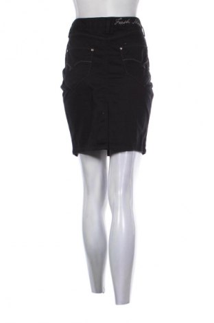 Пола Fresh Made, Размер M, Цвят Черен, Цена 3,57 €