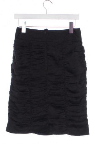 Пола H&M, Размер XS, Цвят Черен, Цена 2,04 €