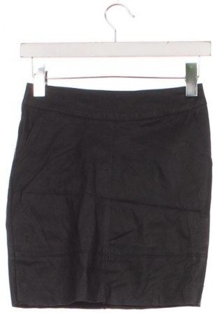 Rock ONLY, Größe XS, Farbe Schwarz, Preis 2,99 €