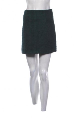 Пола Reserved, Размер S, Цвят Зелен, Цена 2,04 €