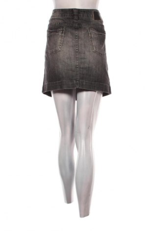 Rock S.Oliver, Größe XL, Farbe Schwarz, Preis 4,99 €