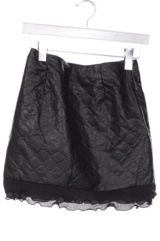 Пола SHEIN, Размер XS, Цвят Черен, Цена 7,15 €