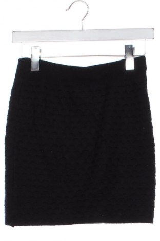 Пола Unbranded, Размер XS, Цвят Черен, Цена 7,15 €