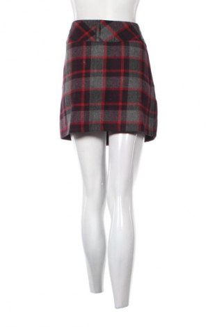 Fustă Yessica, Mărime M, Culoare Multicolor, Preț 7,99 Lei