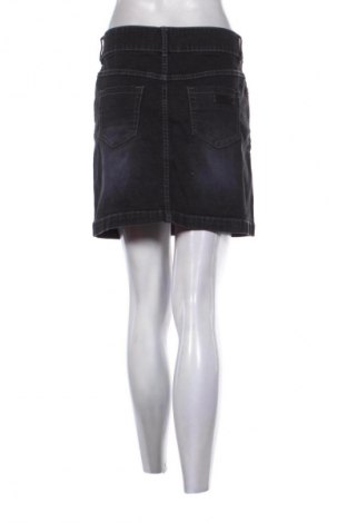 Fustă Yessica, Mărime M, Culoare Negru, Preț 13,99 Lei