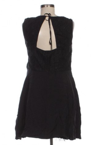 Kleid ASOS, Größe M, Farbe Schwarz, Preis 17,99 €