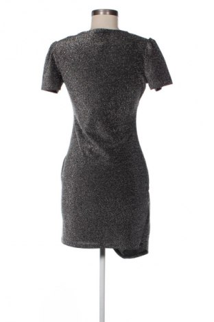 Kleid Apricot, Größe M, Farbe Mehrfarbig, Preis 29,31 €