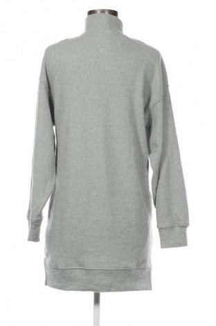 Рокля Bershka, Размер XS, Цвят Зелен, Цена 2,55 €