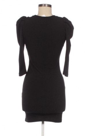 Kleid Bershka, Größe XS, Farbe Schwarz, Preis 4,99 €