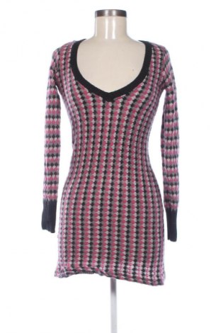 Ruha Bershka, Méret M, Szín Sokszínű, Ár 1 659 Ft