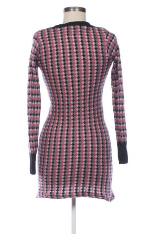 Ruha Bershka, Méret M, Szín Sokszínű, Ár 1 659 Ft