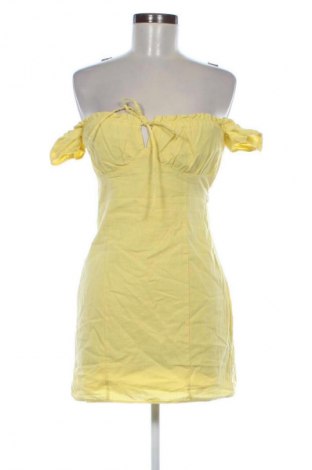Šaty  Bershka, Velikost S, Barva Žlutá, Cena  339,00 Kč