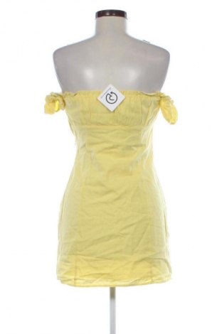 Šaty  Bershka, Velikost S, Barva Žlutá, Cena  339,00 Kč
