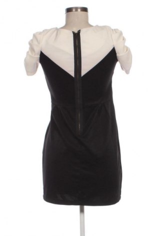 Rochie Boohoo, Mărime M, Culoare Negru, Preț 76,99 Lei